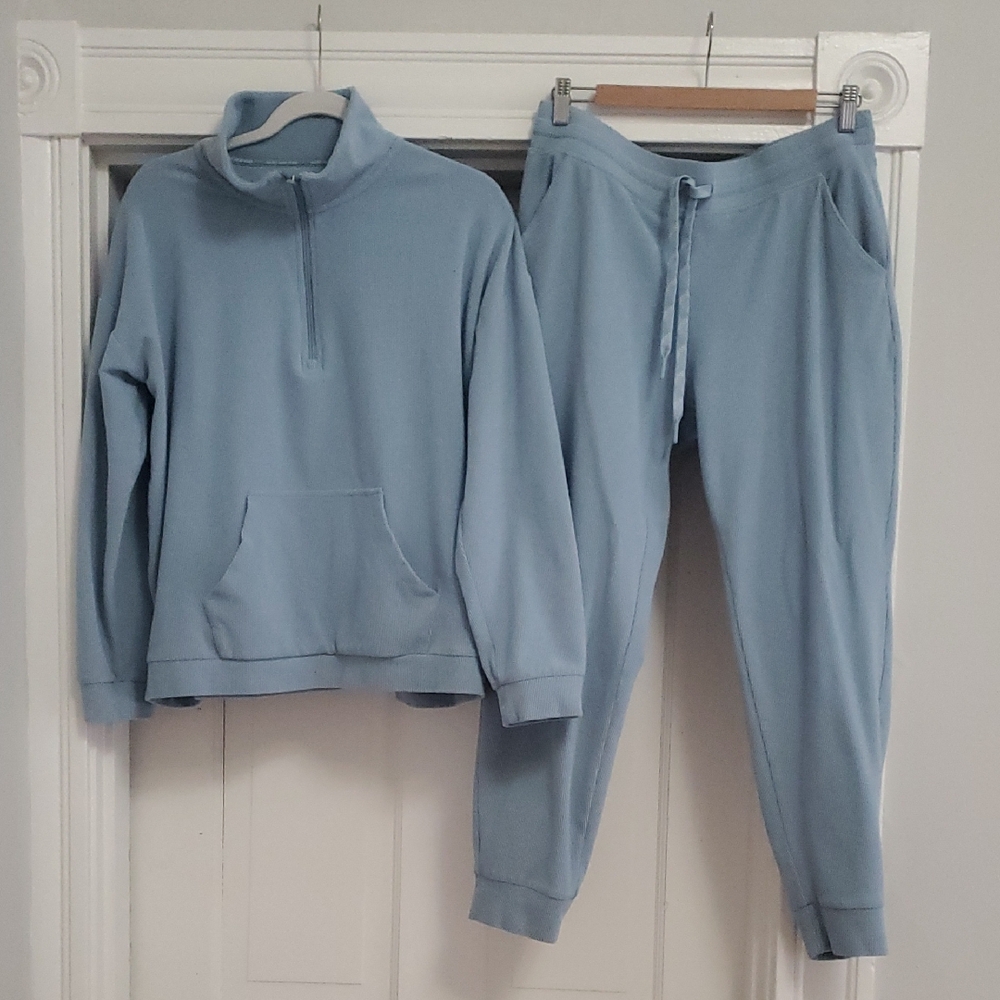 Andrew Marc New York Light Blue Ribbed Quarter Zip & Joggers Set* (Large)